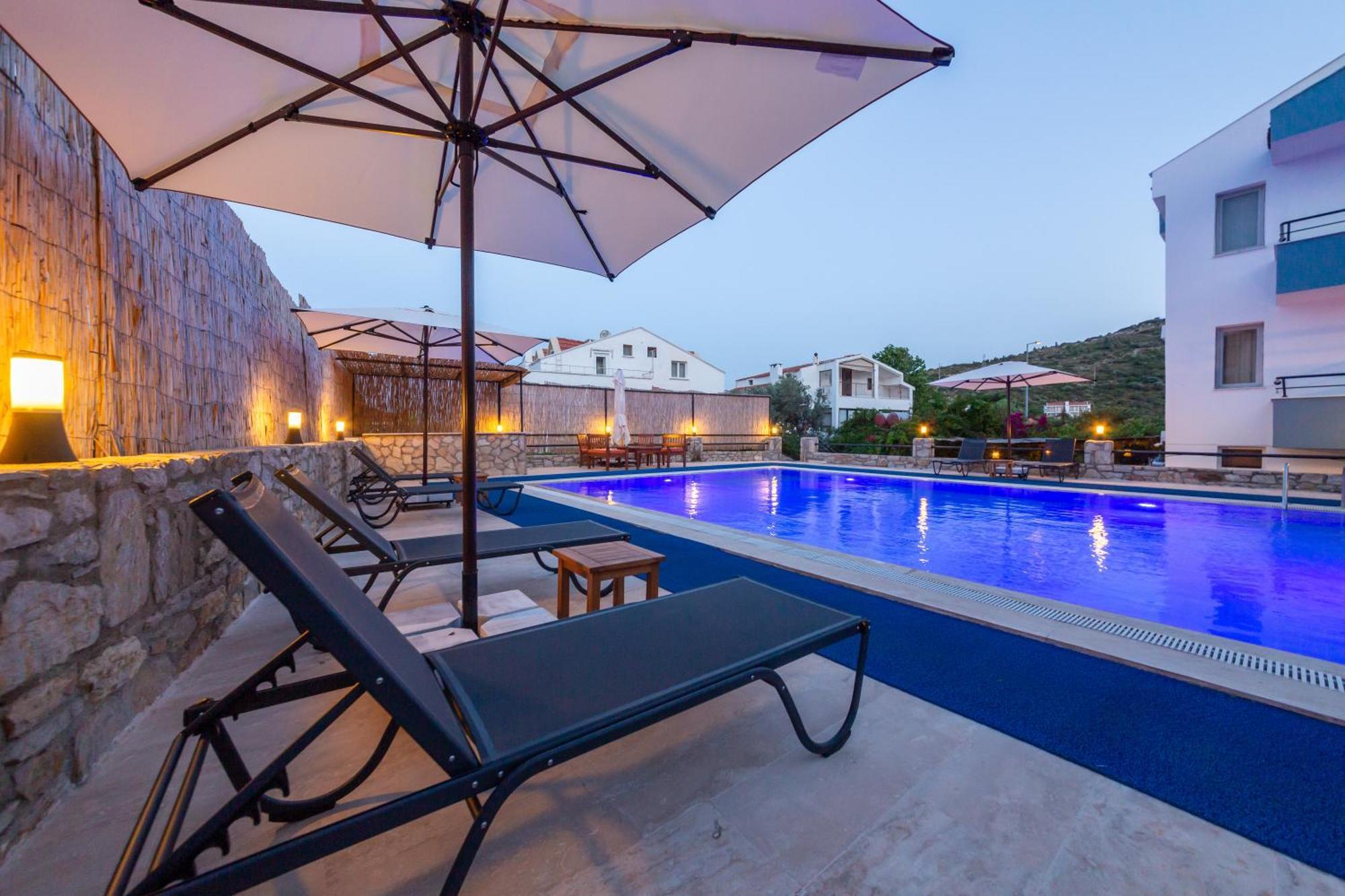 Oezguem Suite Otel Datca Exterior foto