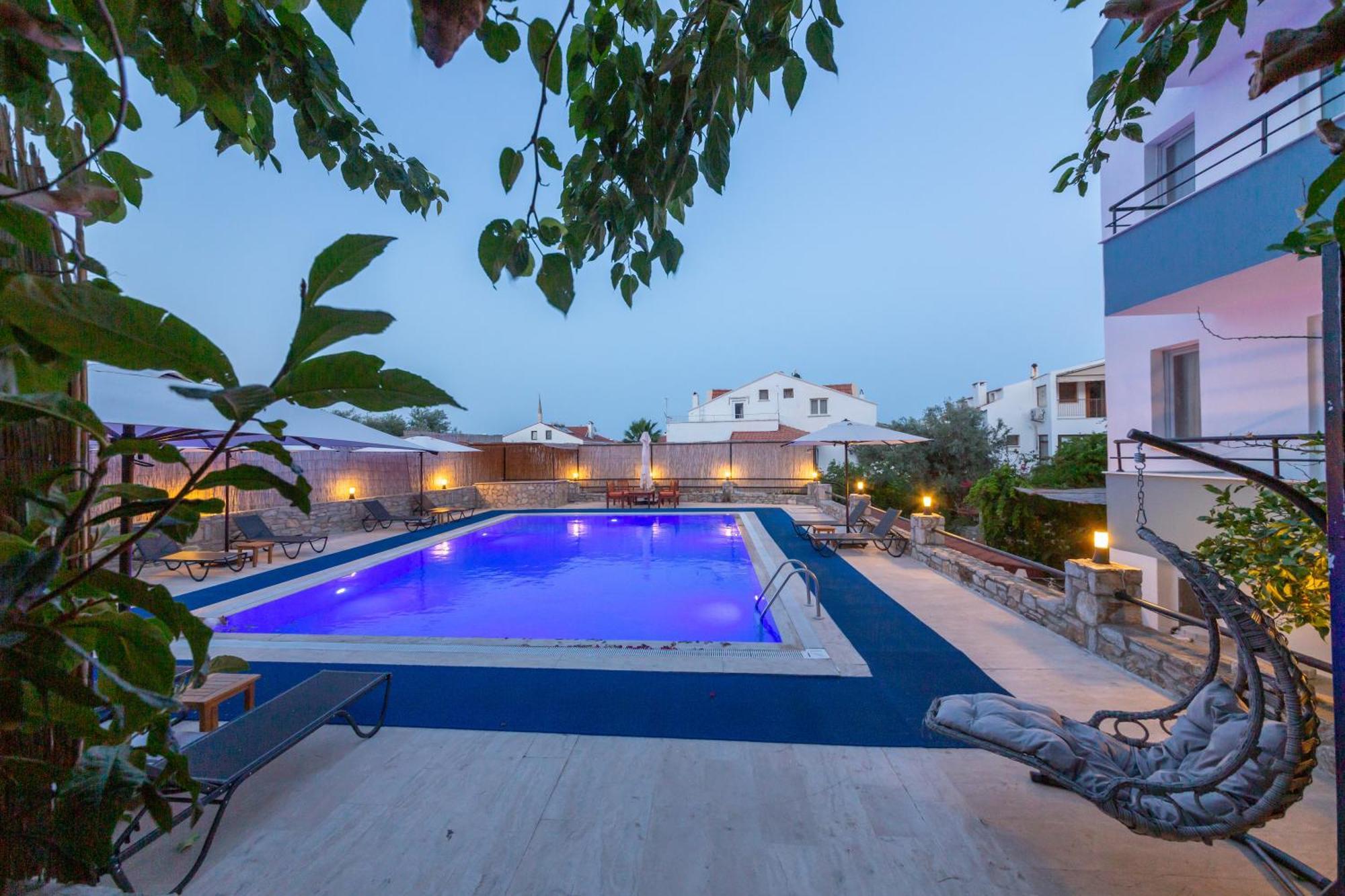 Oezguem Suite Otel Datca Exterior foto