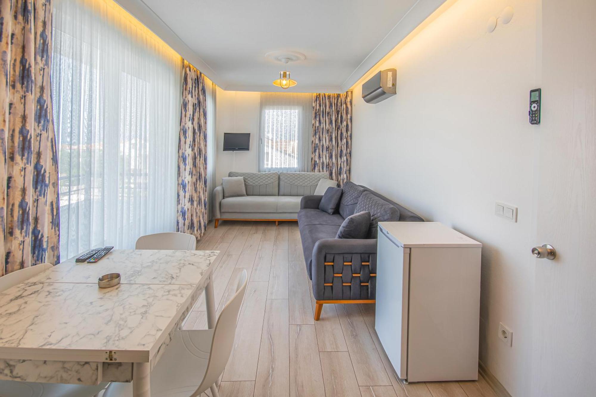 Oezguem Suite Otel Datca Exterior foto