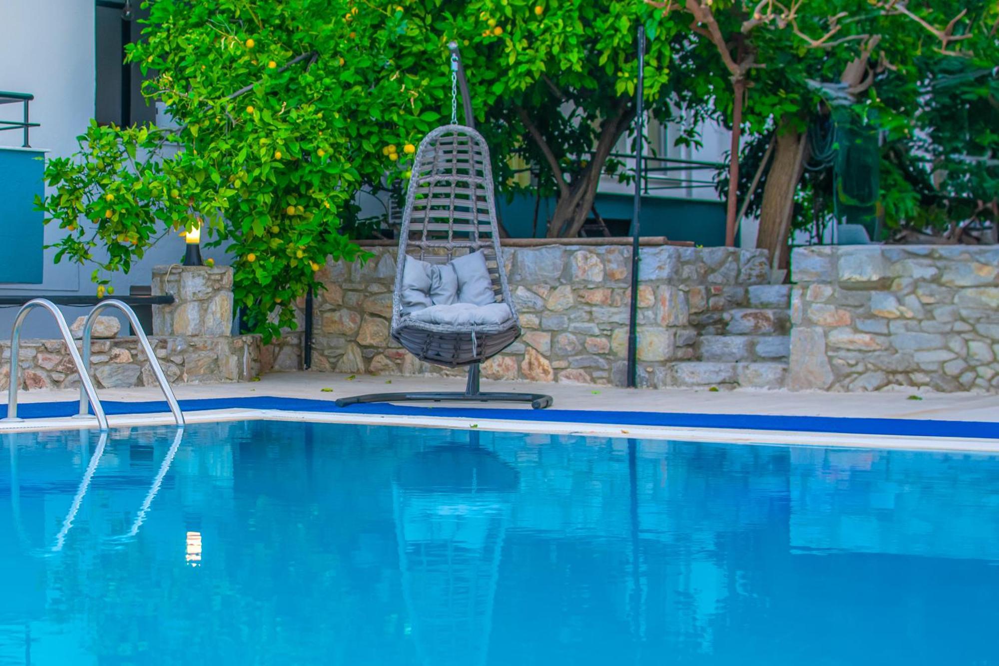 Oezguem Suite Otel Datca Exterior foto