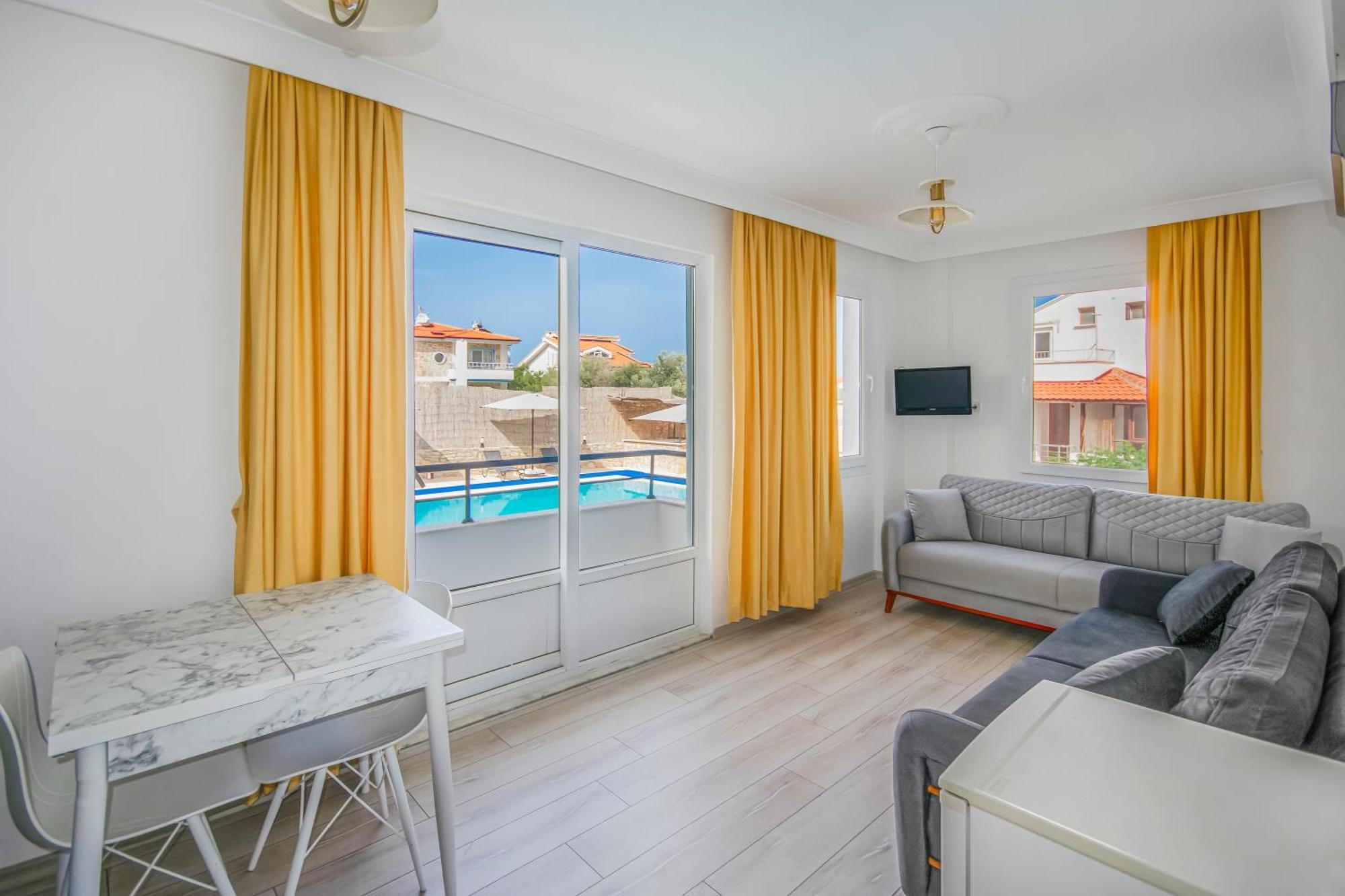 Oezguem Suite Otel Datca Exterior foto
