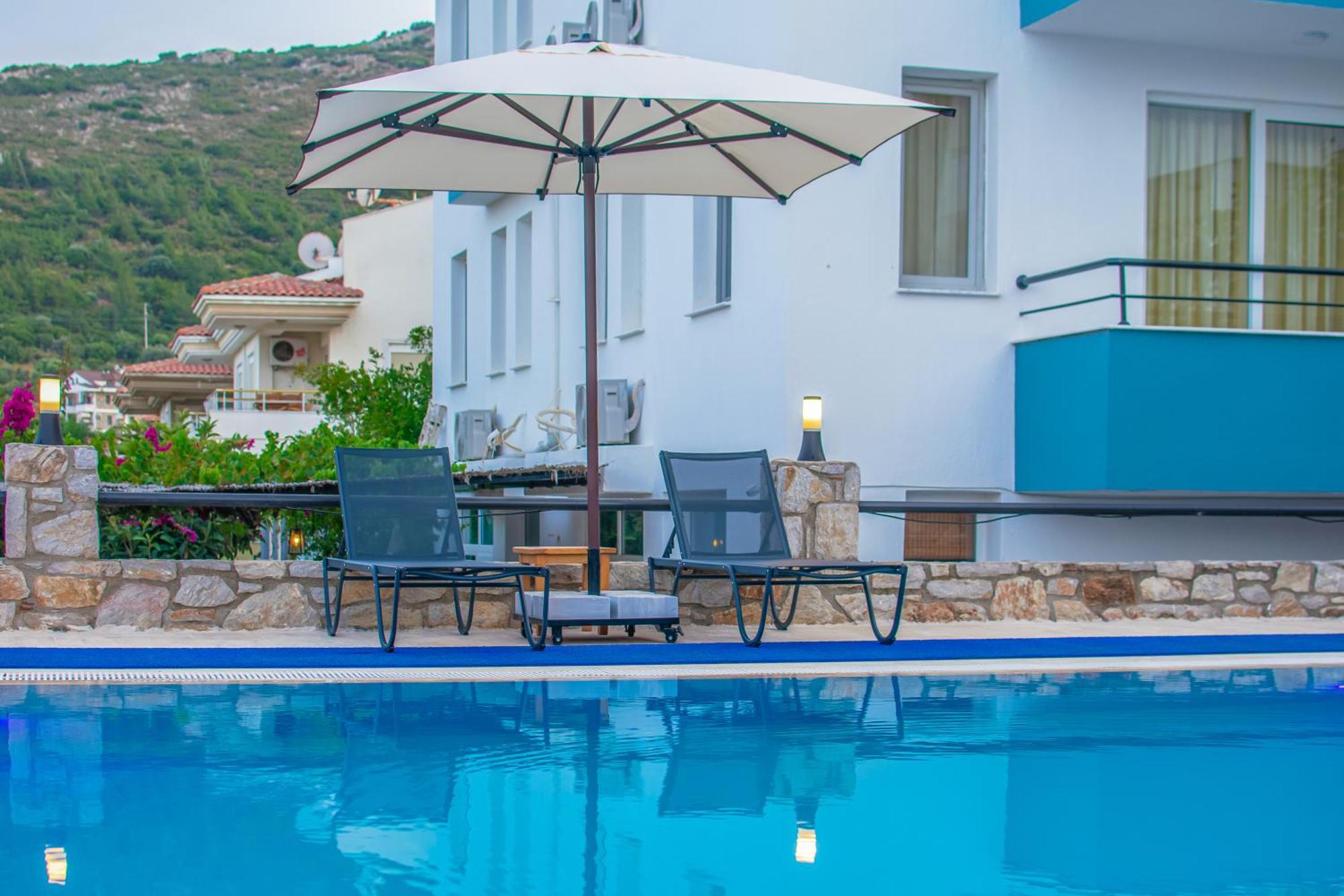 Oezguem Suite Otel Datca Exterior foto