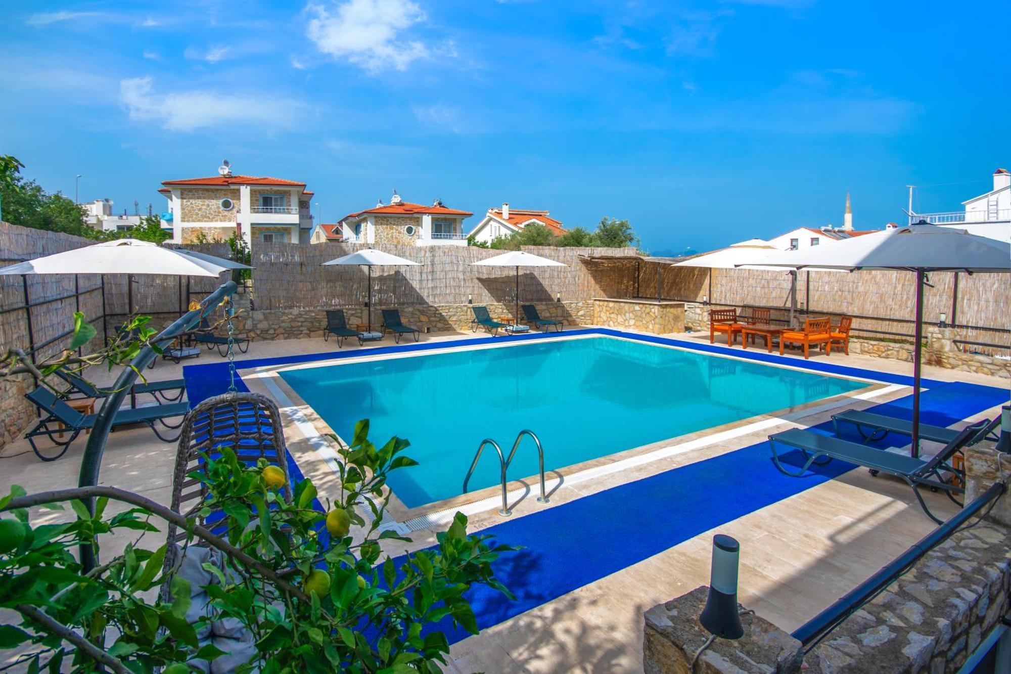 Oezguem Suite Otel Datca Exterior foto